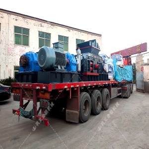 1200x800型半自動液壓對輥制砂機設備發貨圖片