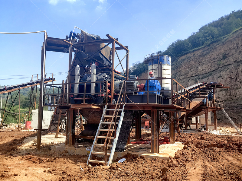 1510型液壓對輥破碎機 1510型液壓對輥破碎機