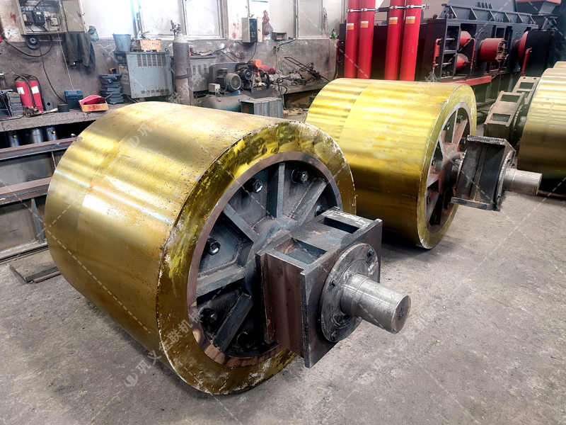 液壓對輥制砂機的安裝和調(diào)試復(fù)雜嗎?需要注意哪些細(xì)節(jié)? 液壓對輥制砂機的安裝和調(diào)試復(fù)雜嗎?需要注意哪些細(xì)節(jié)?