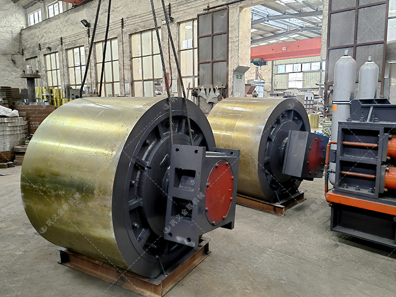 時(shí)產(chǎn) 100 噸的液壓對(duì)輥設(shè)備怎么選？金聯(lián)機(jī)械工程師專業(yè)建議