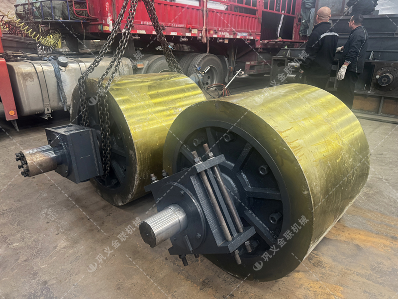 堅固耐用,何以見得?—— 剖析1080型輥式破碎機的材質與結構設計? 堅固耐用,何以見得?—— 剖析1080型輥式破碎機的材質與結構設計?